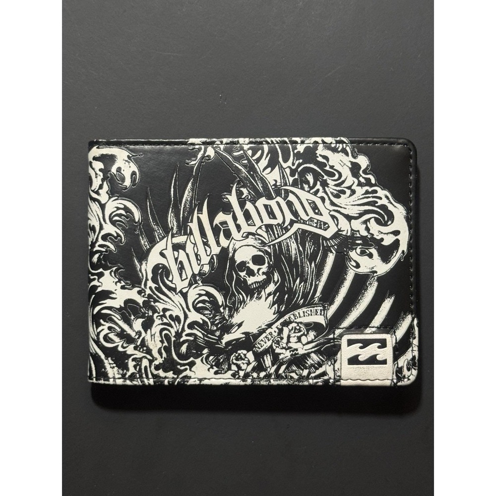 Y2K Billabong Black Faux‎ Leather Skull Wallet